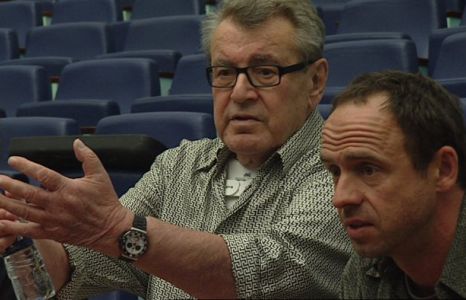 Miloš Forman „Co tě nezabije…“